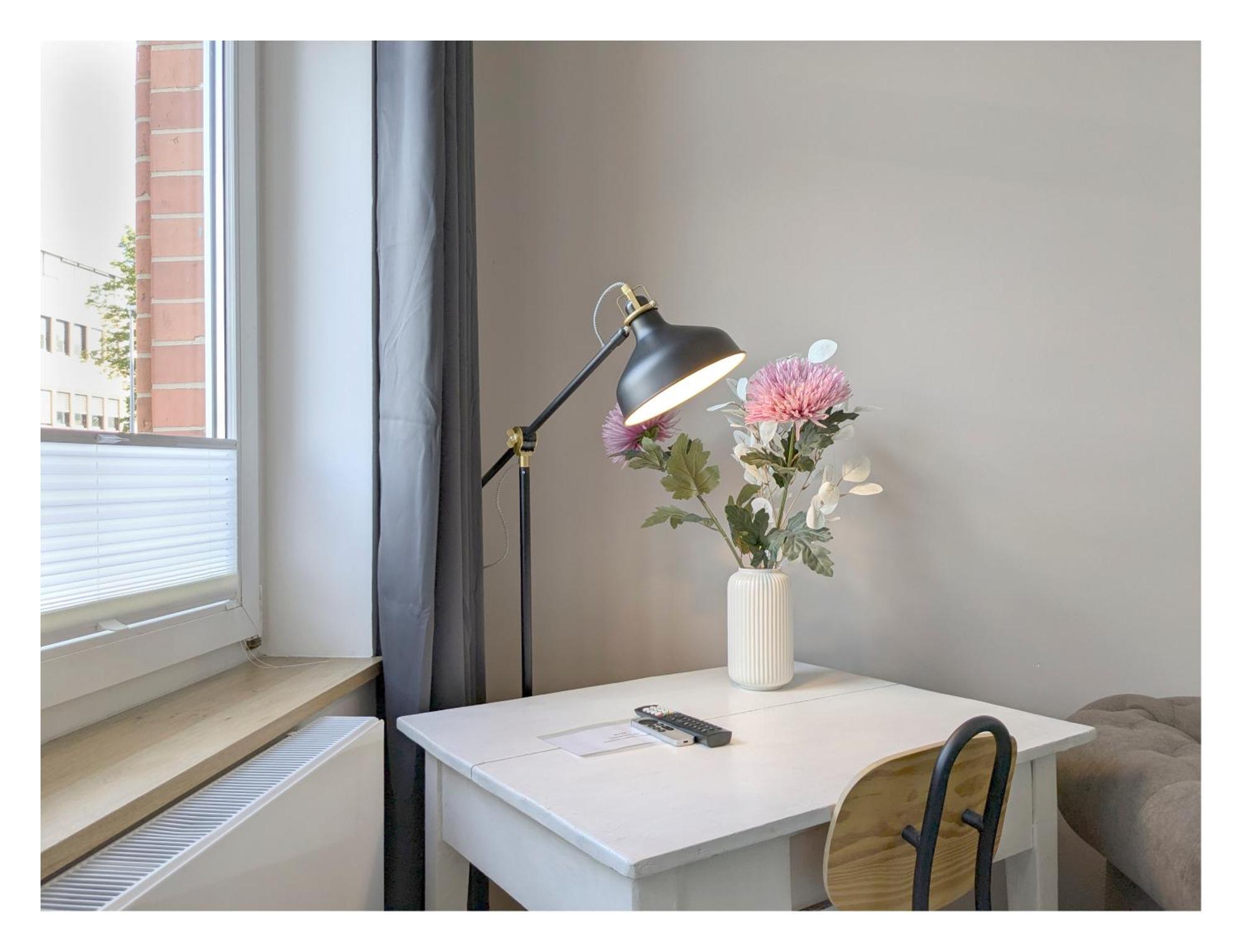 2 Zi Whg Zentral, Altbau, Renoviert 4P Apartment Hannover Exterior photo